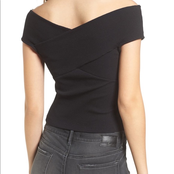 Nordstrom Off the Shoulder Top || XS - Picture 2 of 5